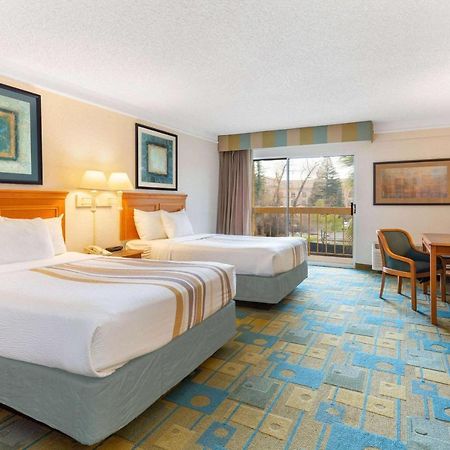 Hotel La Quinta By Wyndham Redding Exterior foto