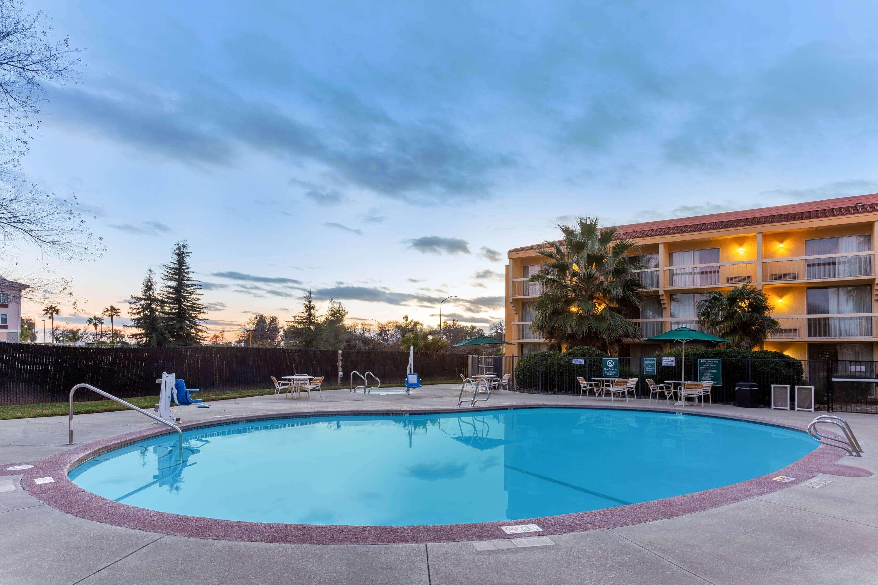 Hotel La Quinta By Wyndham Redding Exterior foto